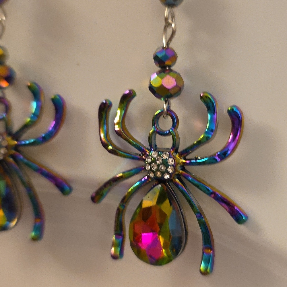 Irridescent Spider Earrings SPOOKY #2 - Picture 3 of 7